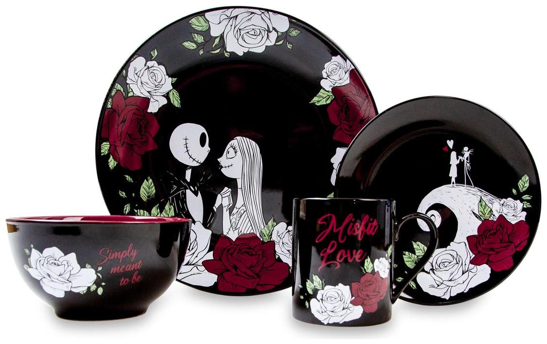 Disney Nightmare Before Christmas Jack And Sally Roses 16-piece 