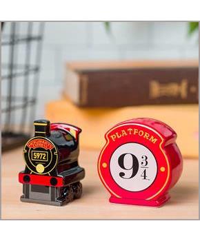 Harry Potter Hogwarts Express Ceramic Salt and Pepper Shaker Set